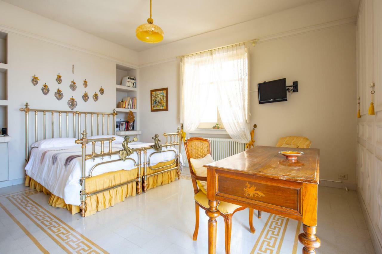 Solemar Sicilia - Casa Porto Bagnera Vila Santa Flavia Exterior foto